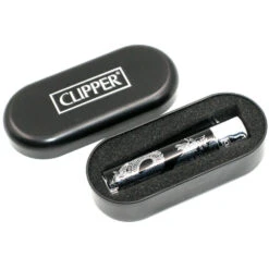 Clipper Métal Avec Etui – Black Super Dragons -Fumeurs Fournitures Magasin clipper metal avec etui black super dragons 2
